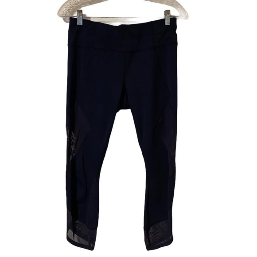 Athleta black mesh panel design leggings